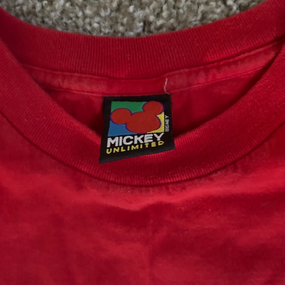 Vintage Disney sleepshirt - Picture 2 of 3